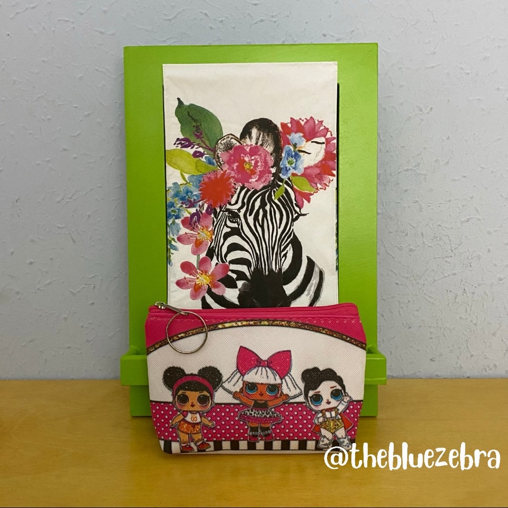 NEW! L.O.L. Suprise! Dolls Coin Purse With Keyring Zip Pull